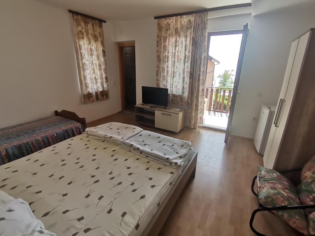 Guesthouse Zimovski Peštani Esterno foto