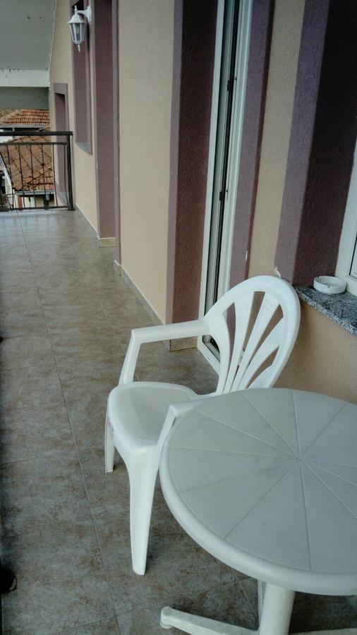 Guesthouse Zimovski Peštani Esterno foto